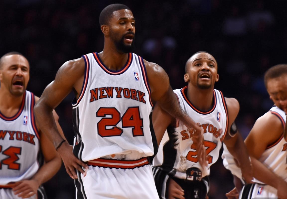 圣安东尼奥马刺NBA杯决赛憾负纽约尼克斯，第四节崩盘暴露年轻球队经验不足